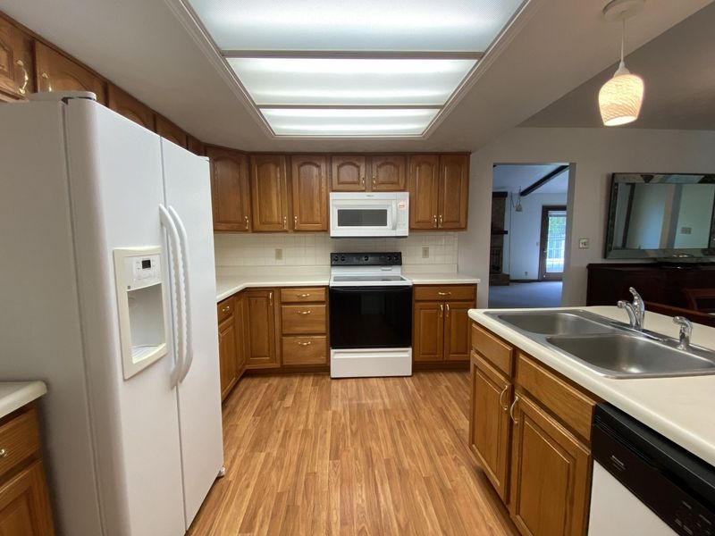 911 Branford Road, Troy, OH 45373 Photo 8