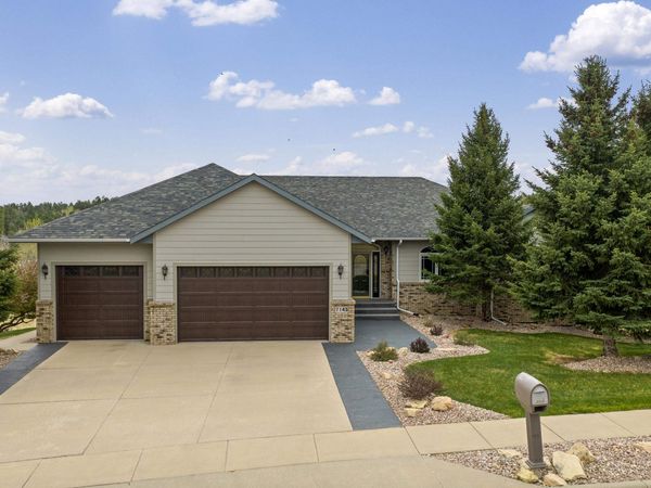 7145 Prestwick Road, Rapid City, SD 57702