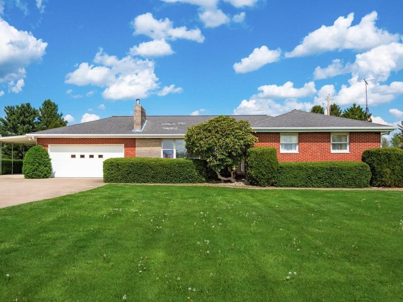 6952 State Route 13 NE, Somerset, OH 43783 Photo 1