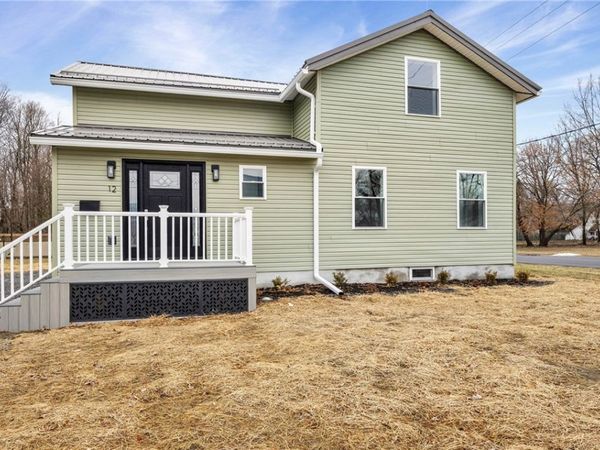 12 Garfield Avenue , Dundee, NY 14837