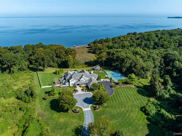 697 Short Beach Road , Nissequogue, NY 11780