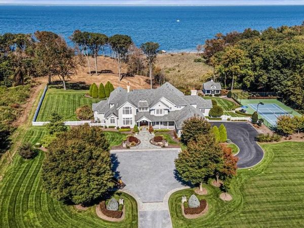 697 Short Beach Road, Nissequogue, NY 11780