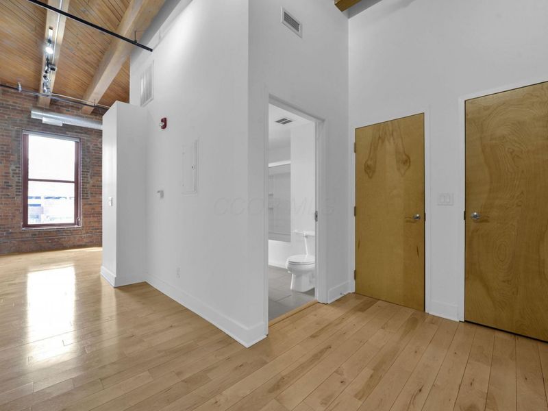 150 E Main Street , Unit 308, Columbus, OH 43215 Photo 10