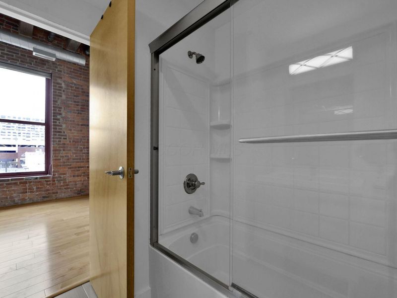 150 E Main Street , Unit 308, Columbus, OH 43215 Photo 16