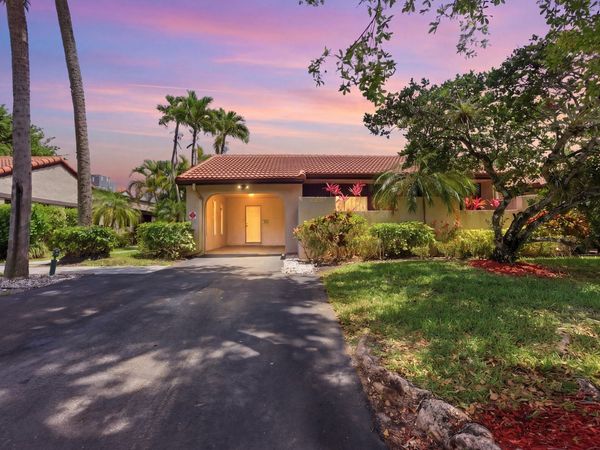 9258 Vista Del Lago, Unit A, Boca Raton, FL 33428