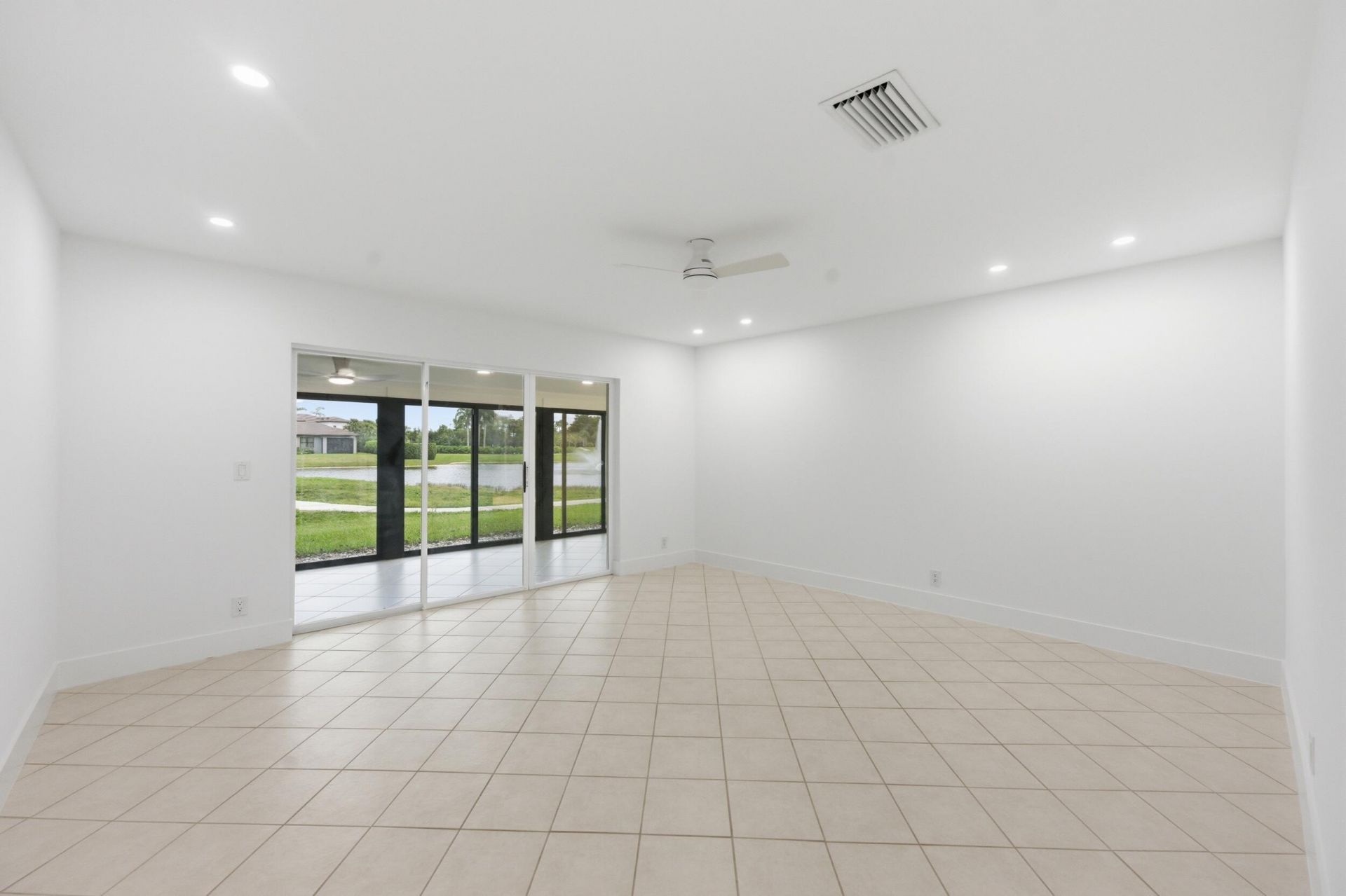 9258 Vista Del Lago, Unit A, Boca Raton, FL 33428 Photo