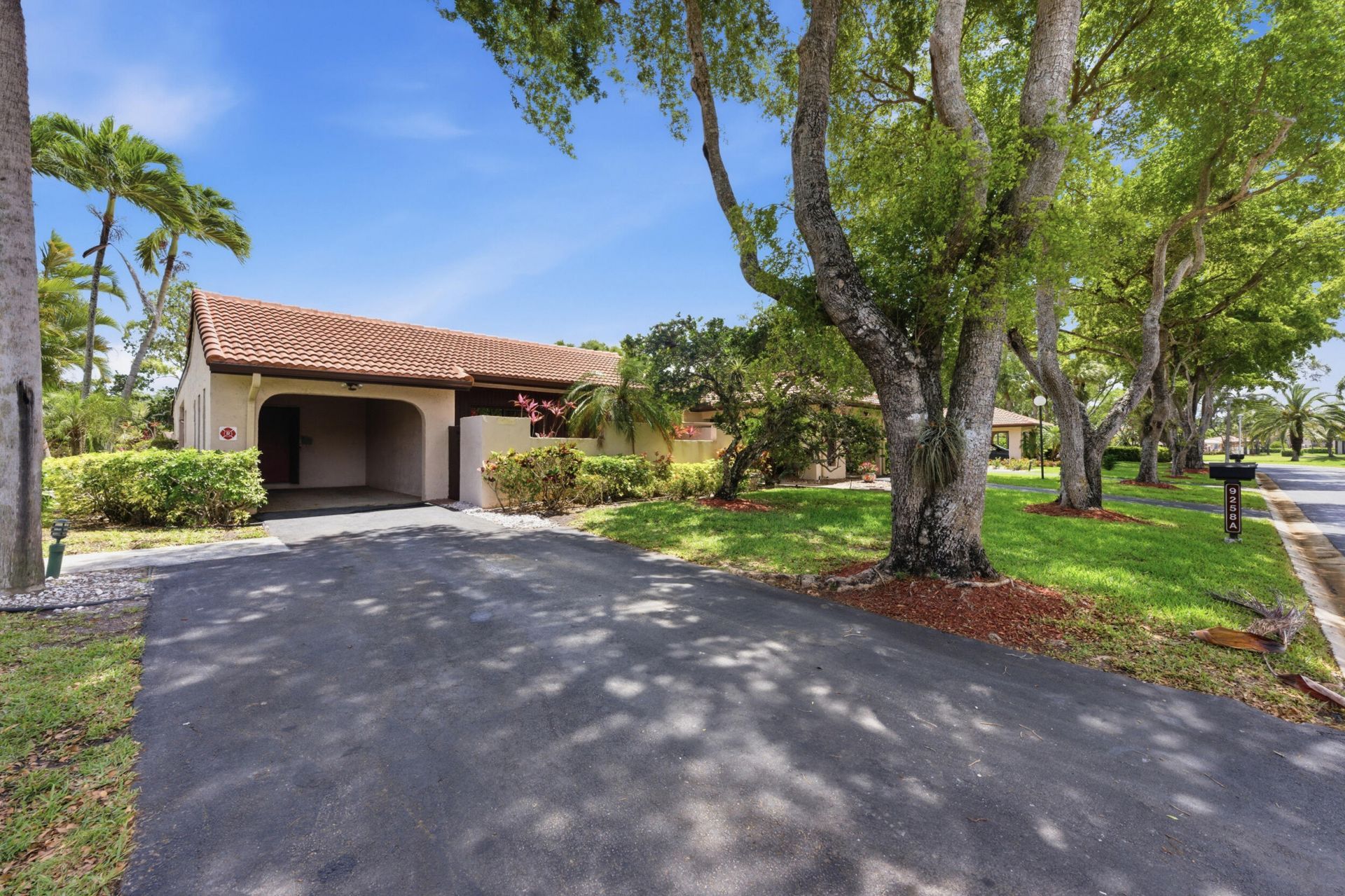 9258 Vista Del Lago, Unit A, Boca Raton, FL 33428 Photo