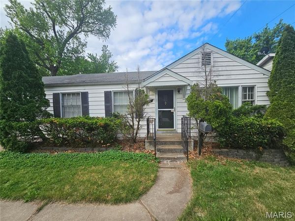 1128 Bliss Drive , St Louis, MO 63137