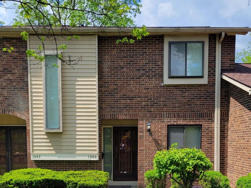 1345 S Waggoner Road, Reynoldsburg, OH 43068 Photo 1