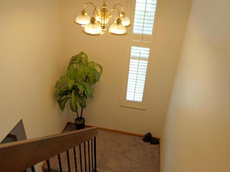 1345 S Waggoner Road, Reynoldsburg, OH 43068 Photo 9