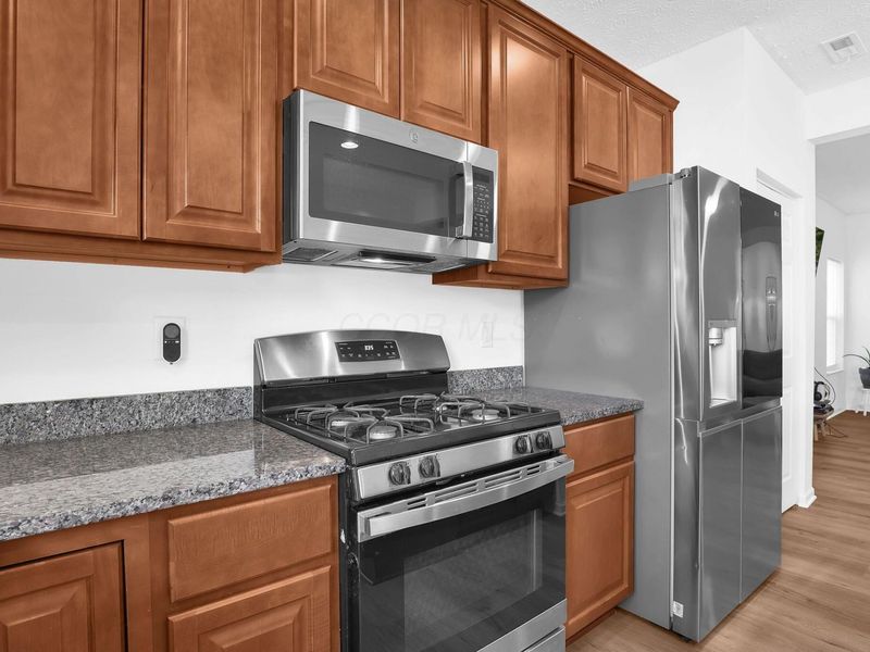 1545 Lewes Castle Drive, Grove City, OH 43123 Photo 12