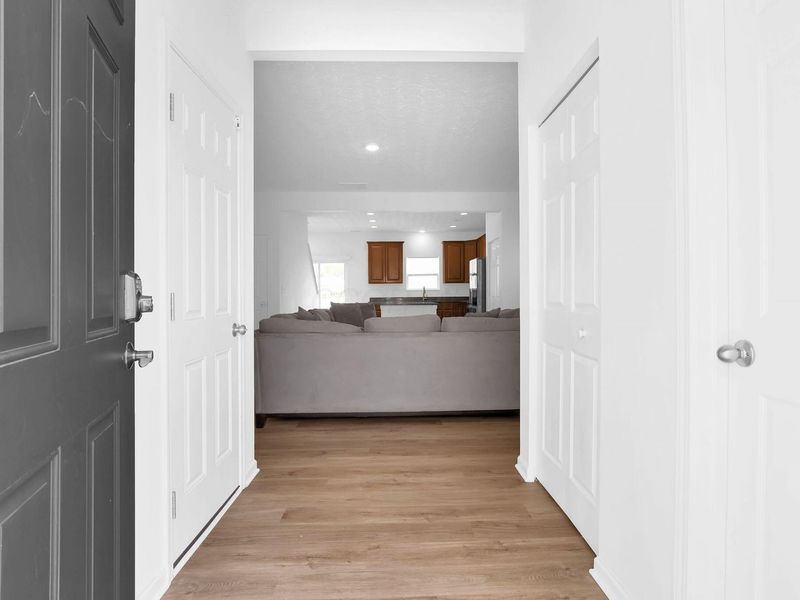 1545 Lewes Castle Drive, Grove City, OH 43123 Photo 4