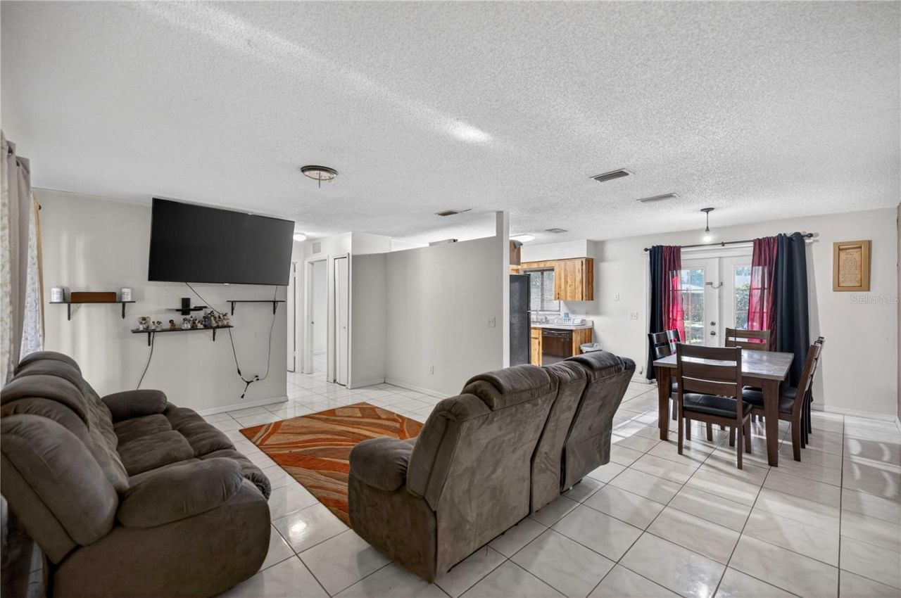 5521 NE 11th Avenue, Ocala, FL 34479 Photo