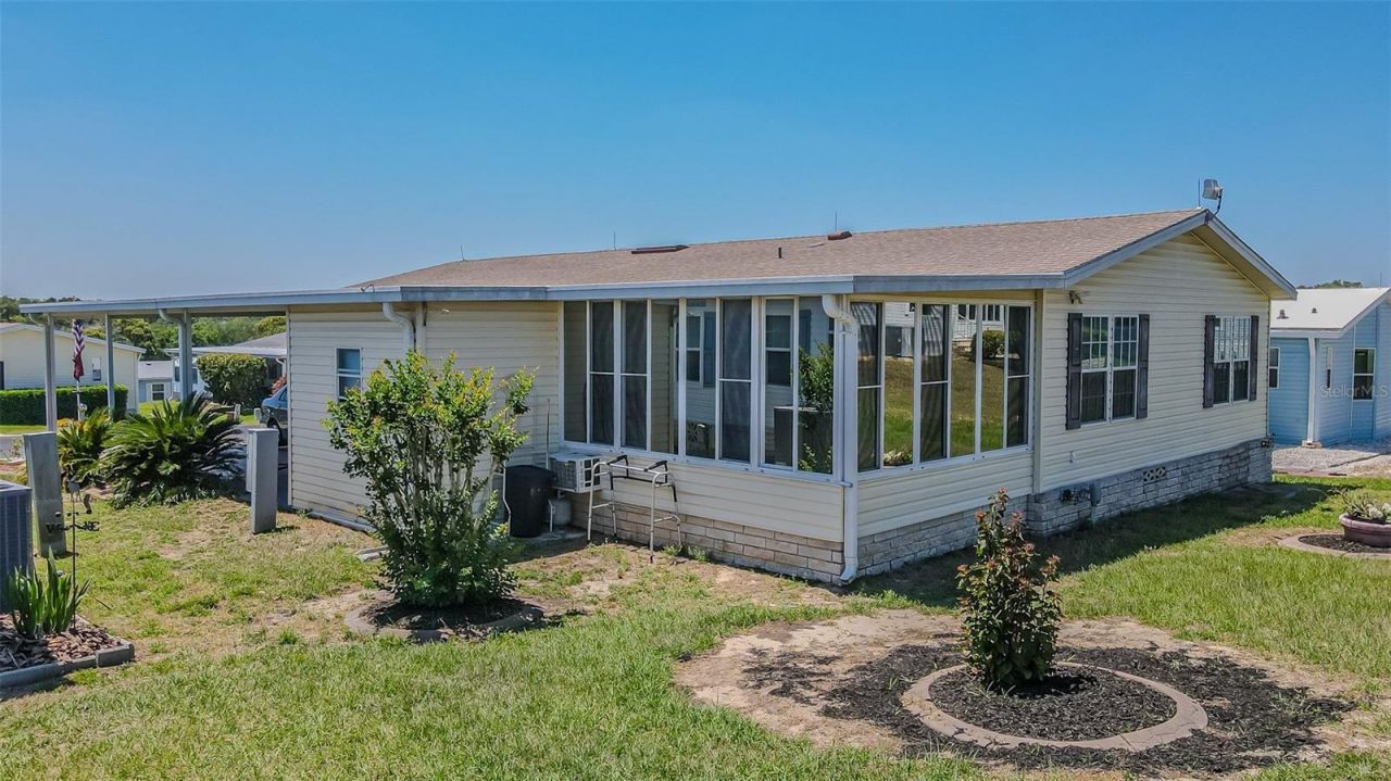 37627 Lorena Avenue, Zephyrhills, FL 33541 Photo