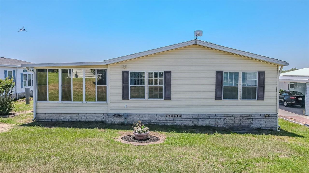 37627 Lorena Avenue, Zephyrhills, FL 33541 Photo