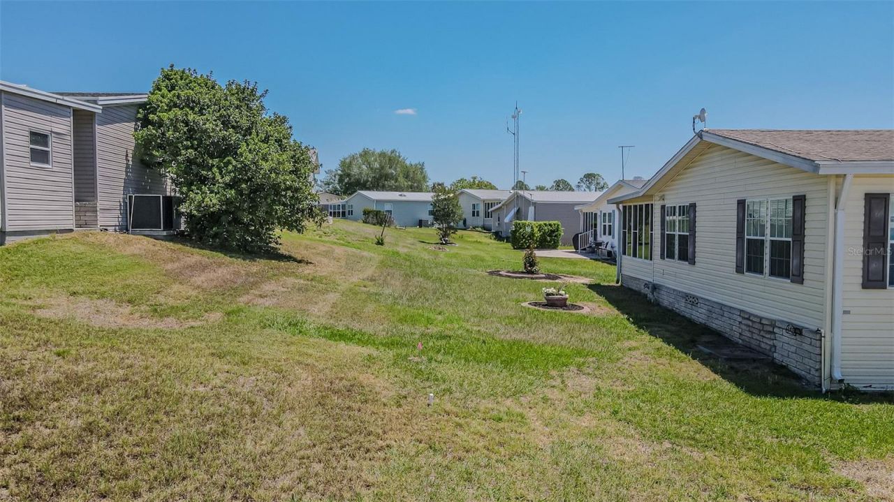 37627 Lorena Avenue, Zephyrhills, FL 33541 Photo