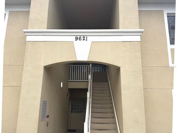 9621 LAKEDALE WAY , Unit 202, RIVERVIEW, FL 33578
