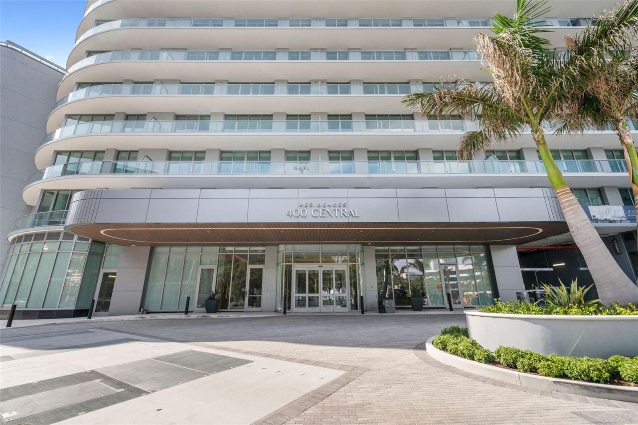 400 Central Avenue, Unit 1903, Saint Petersburg, FL 33701 Photo
