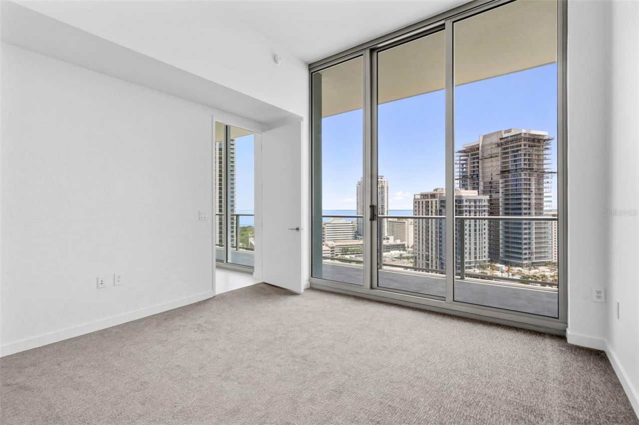 400 Central Avenue, Unit 1903, Saint Petersburg, FL 33701 Photo