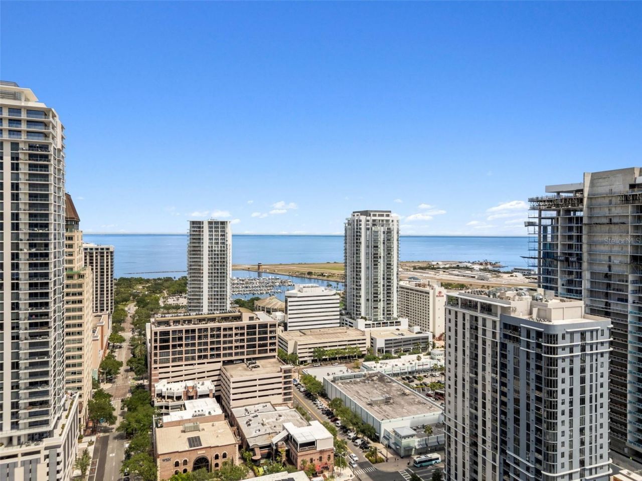 400 Central Avenue, Unit 1903, Saint Petersburg, FL 33701 Photo