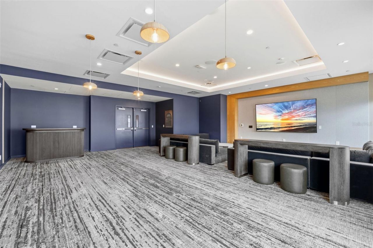 400 Central Avenue, Unit 1903, Saint Petersburg, FL 33701 Photo