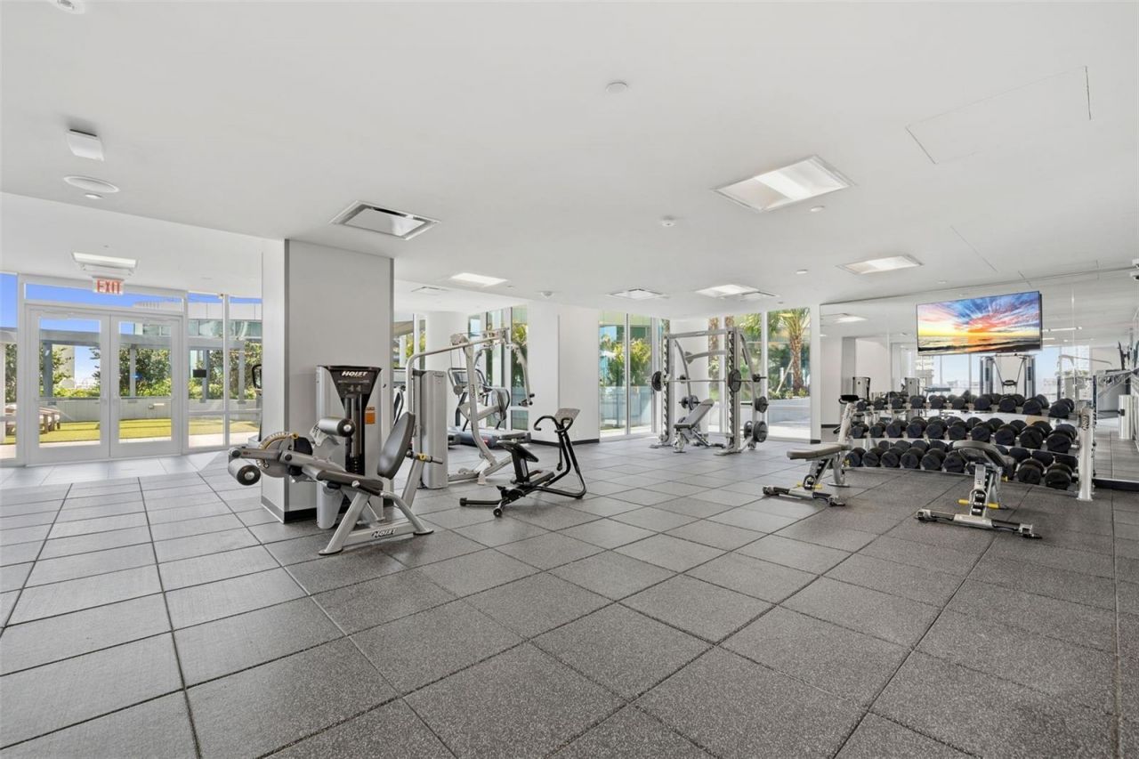 400 Central Avenue, Unit 1903, Saint Petersburg, FL 33701 Photo