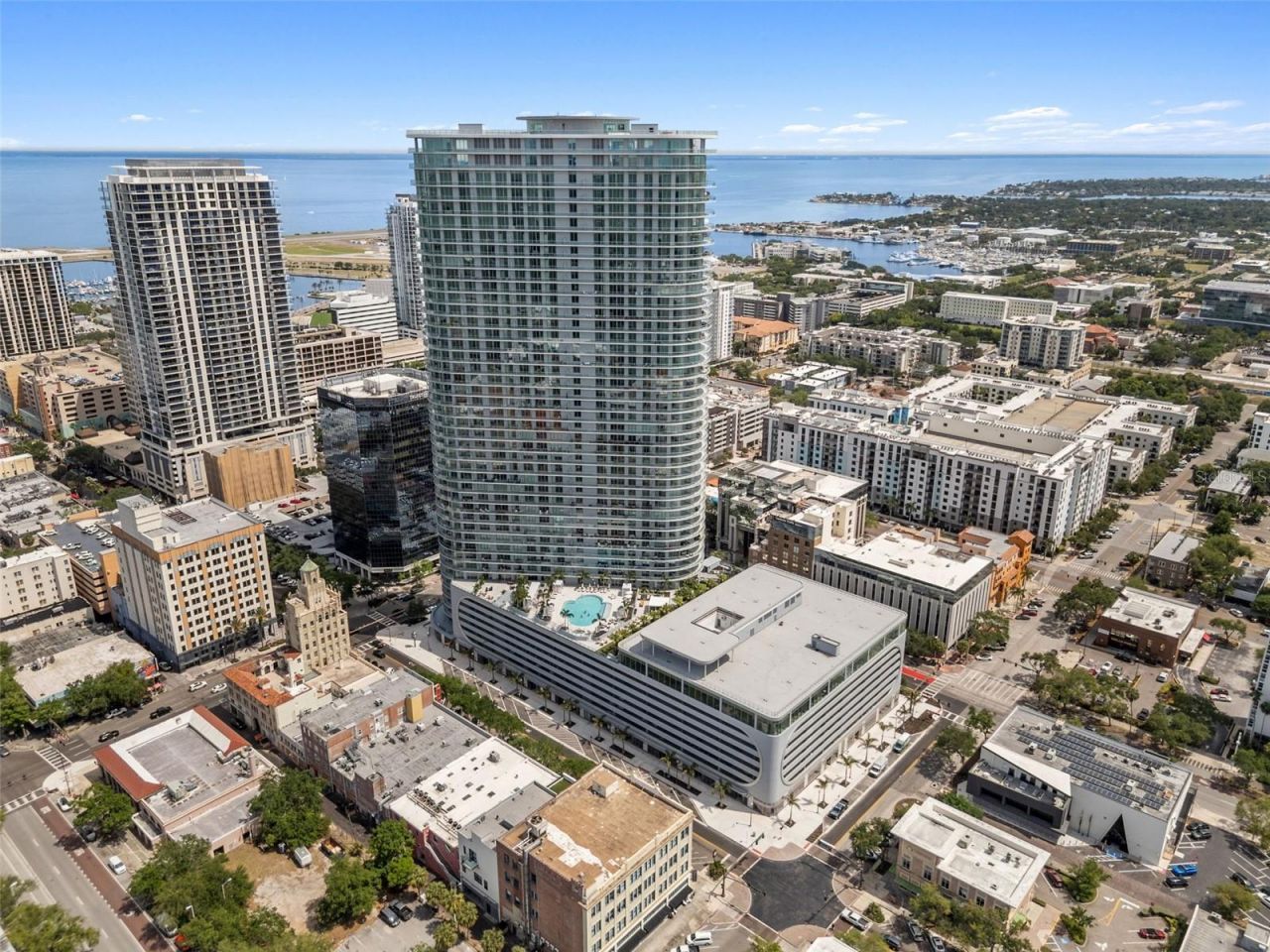 400 Central Avenue, Unit 1903, Saint Petersburg, FL 33701 Photo