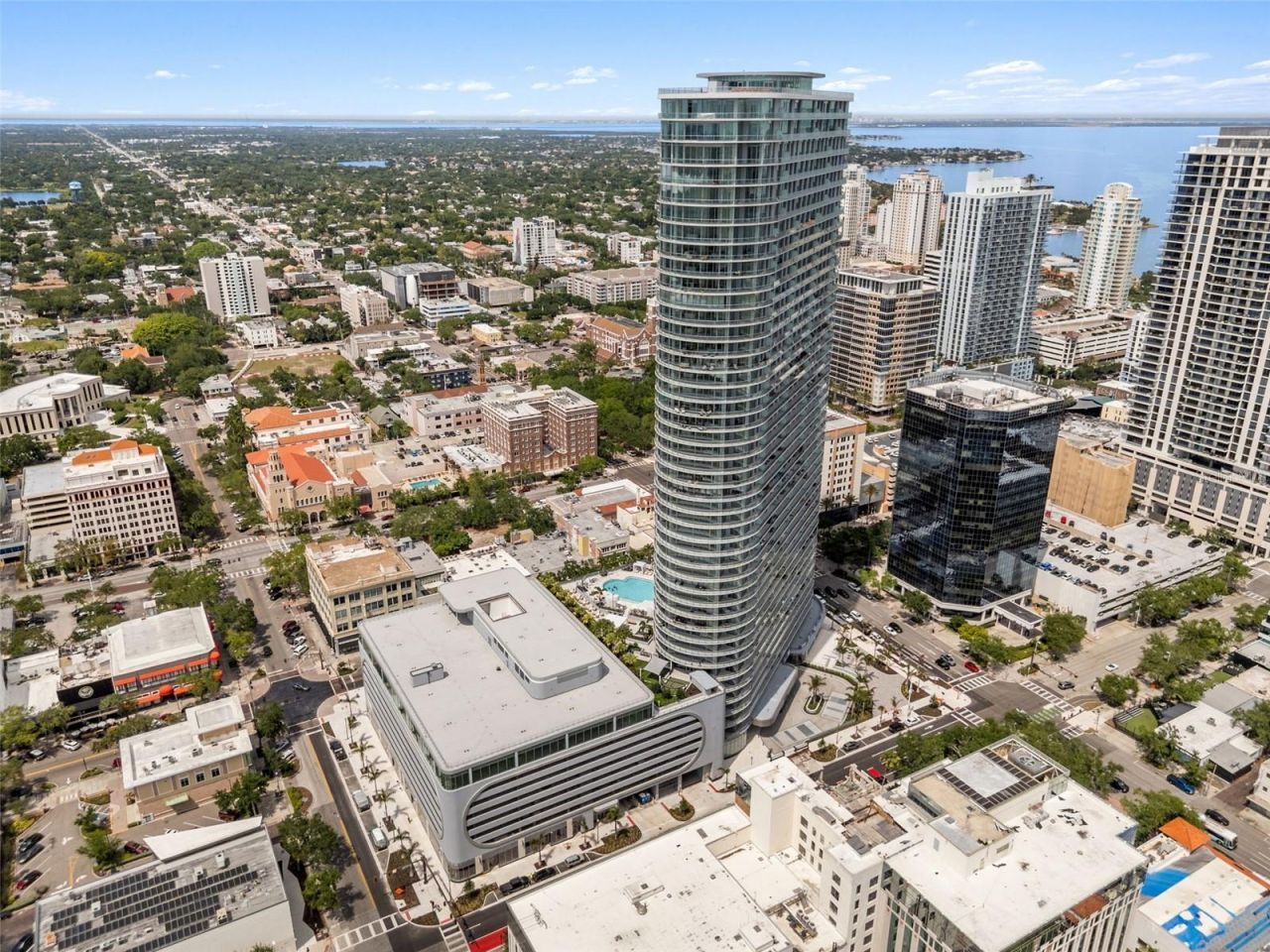 400 Central Avenue, Unit 1903, Saint Petersburg, FL 33701 Photo