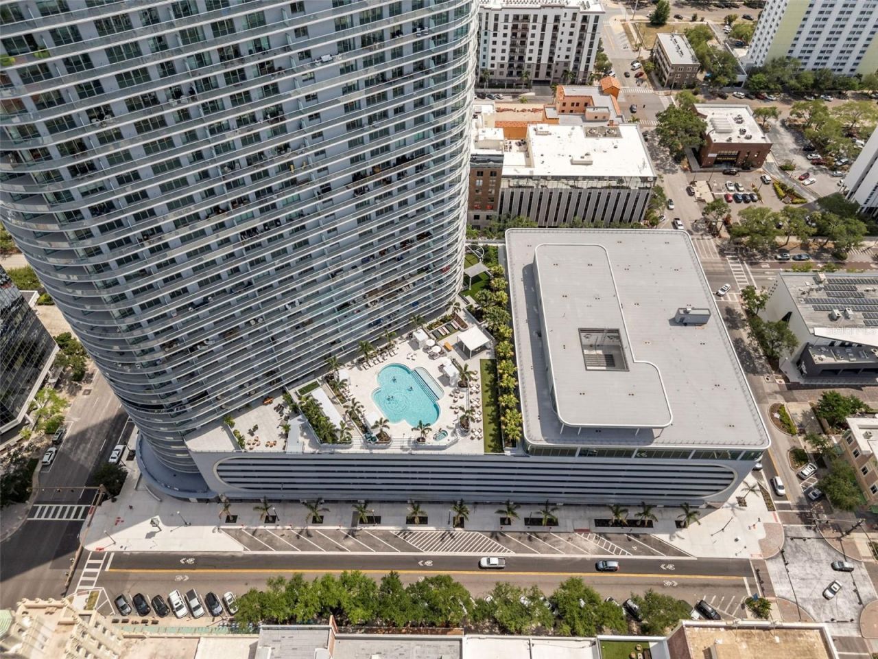 400 Central Avenue, Unit 1903, Saint Petersburg, FL 33701 Photo