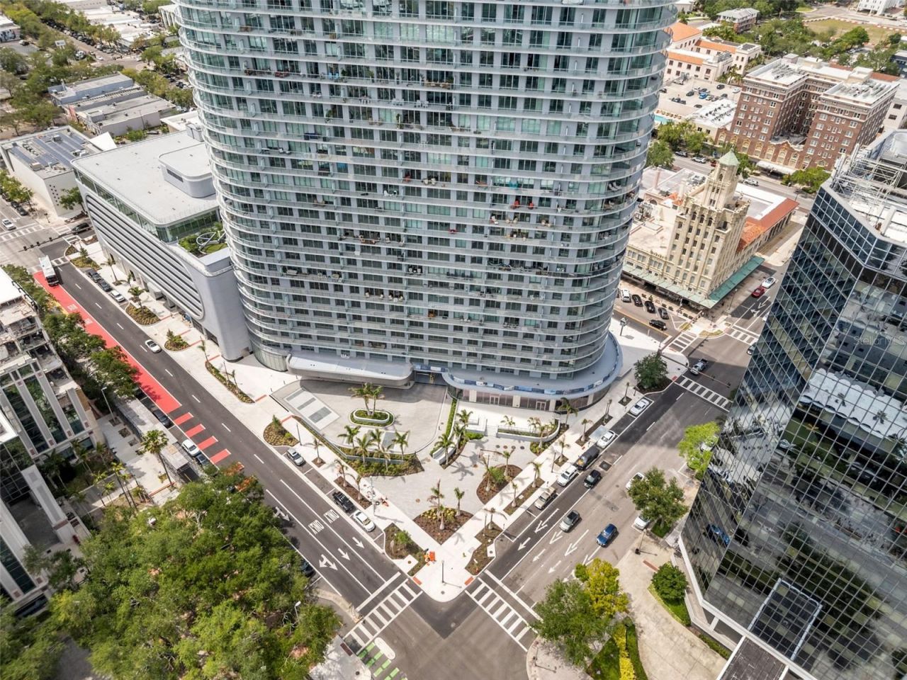 400 Central Avenue, Unit 1903, Saint Petersburg, FL 33701 Photo