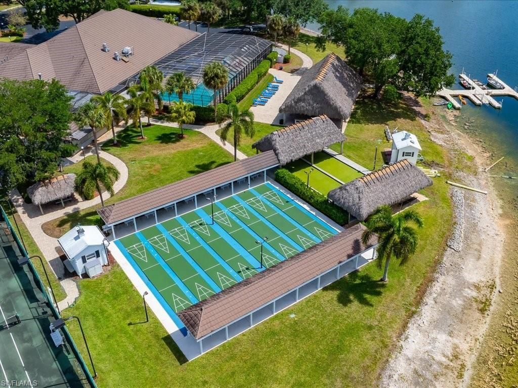 1022 Crystal Lake Dr, Naples, FL 34120 Photo