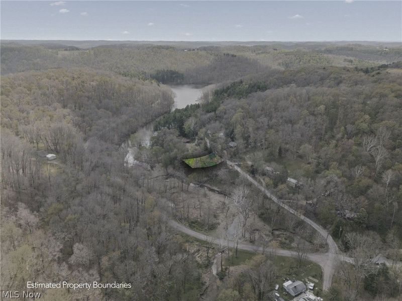 7166 Dove Road SW, Carrollton, OH 44615 Photo 3