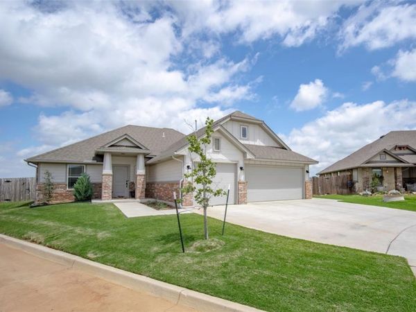 1111 NW 12th Street, Newcastle, OK 73065