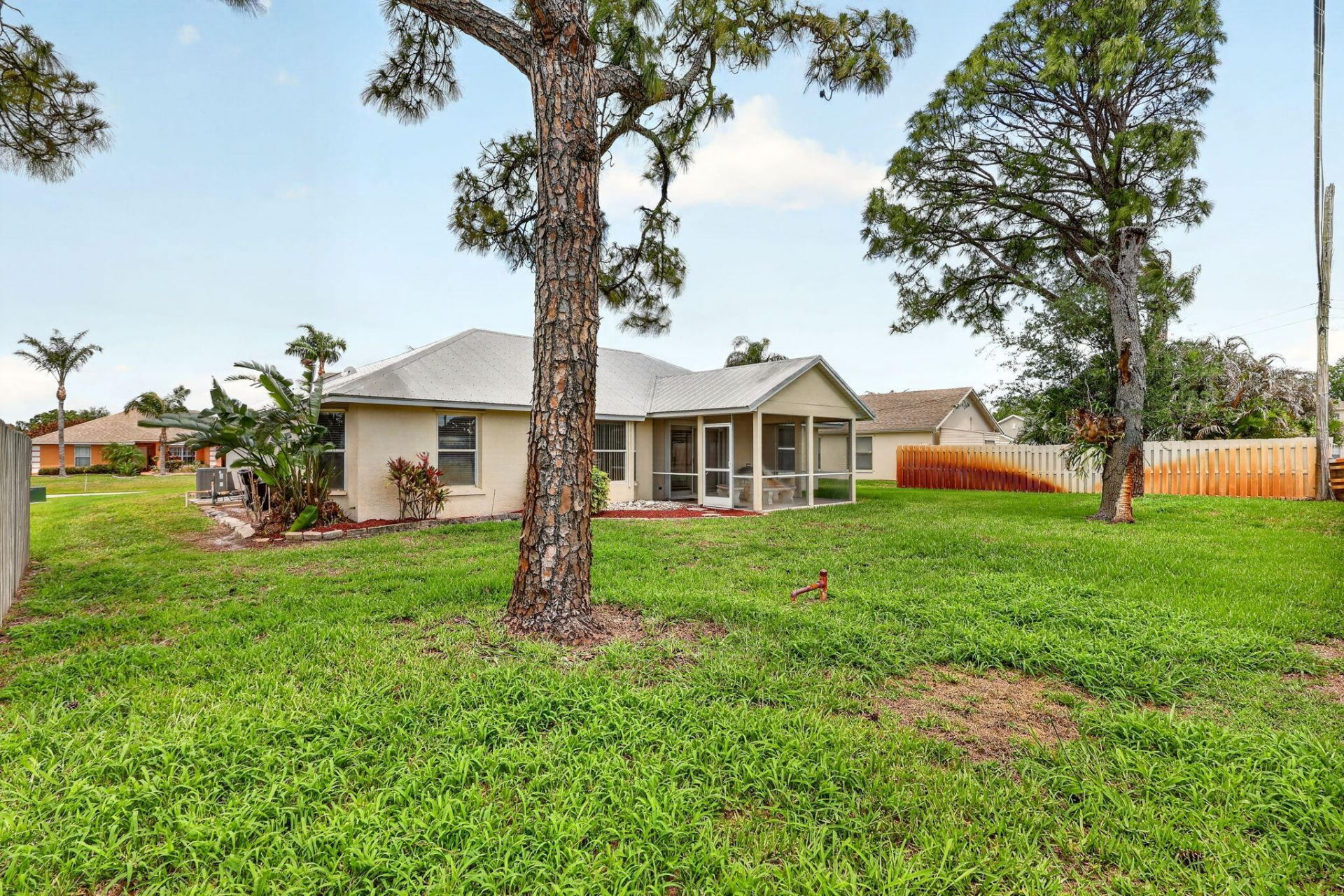 2534 SW Grotto Circle, Port Saint Lucie, FL 34953 Photo