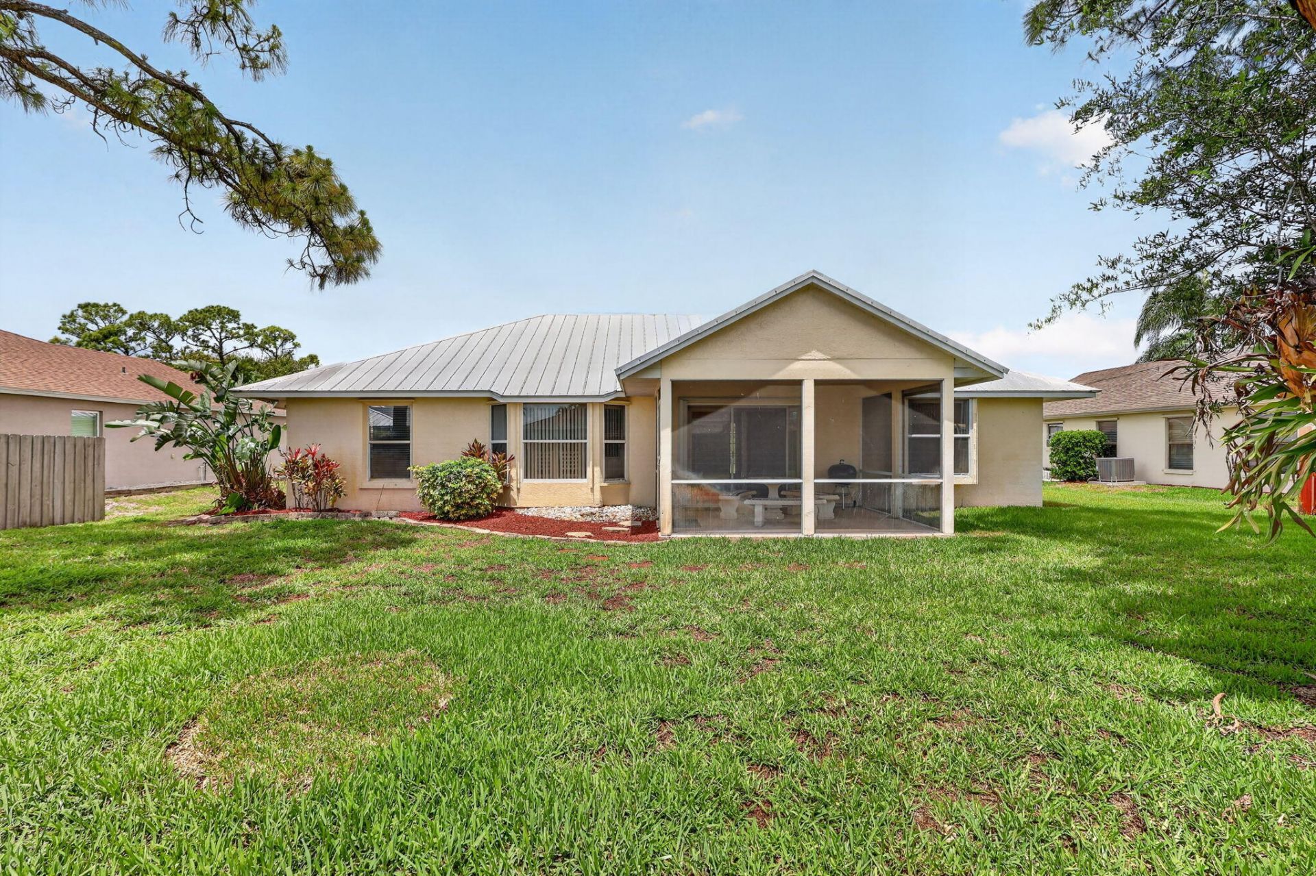 2534 SW Grotto Circle, Port Saint Lucie, FL 34953 Photo