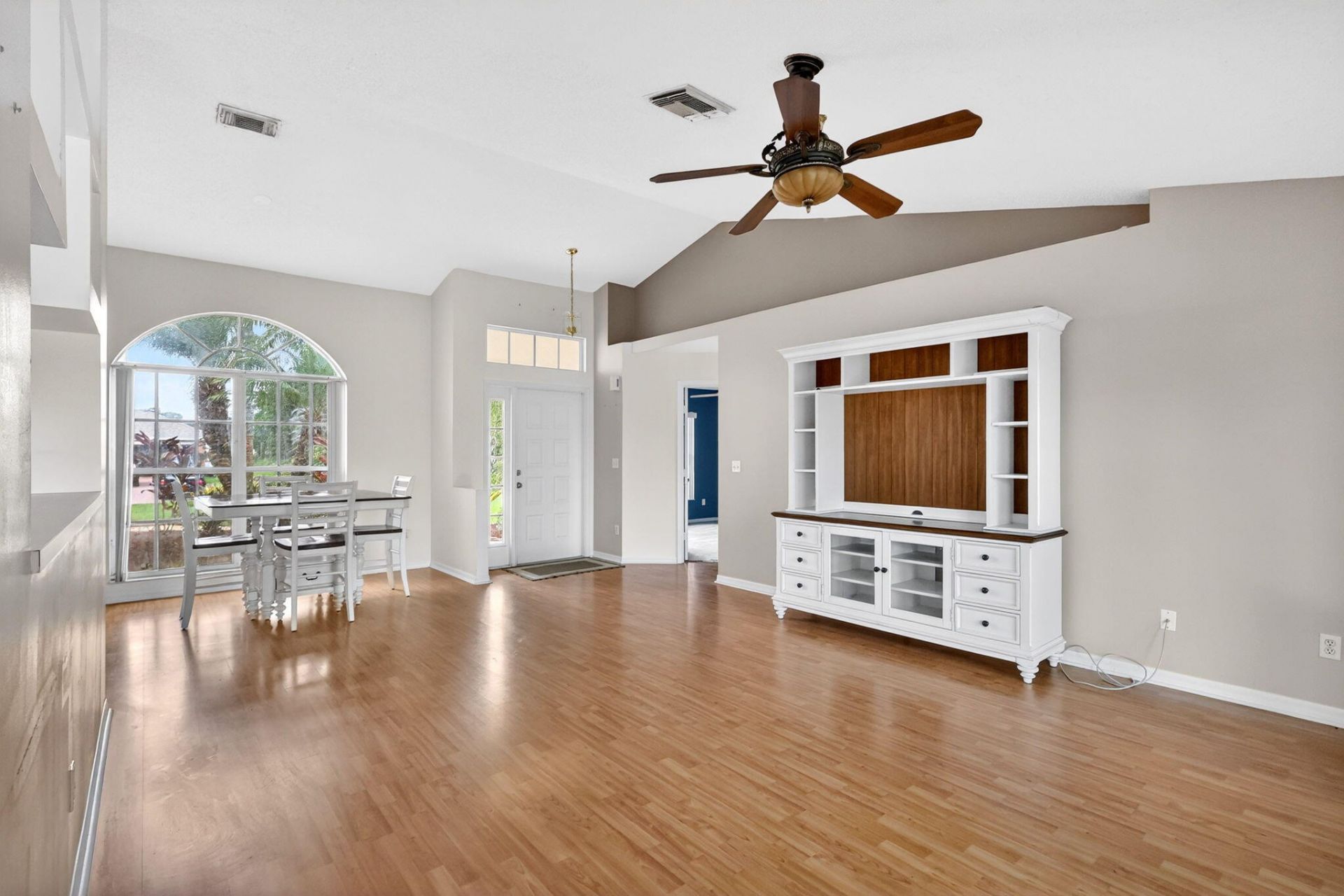 2534 SW Grotto Circle, Port Saint Lucie, FL 34953 Photo