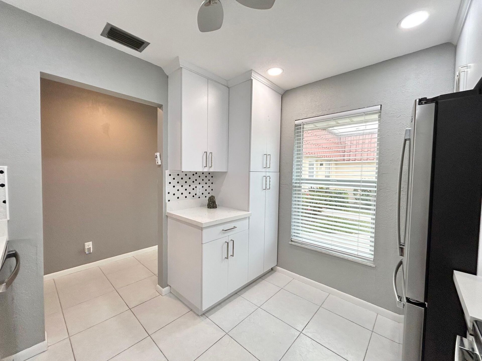 617 Laconia Circle, Unit B, Lake Worth, FL 33467 Photo