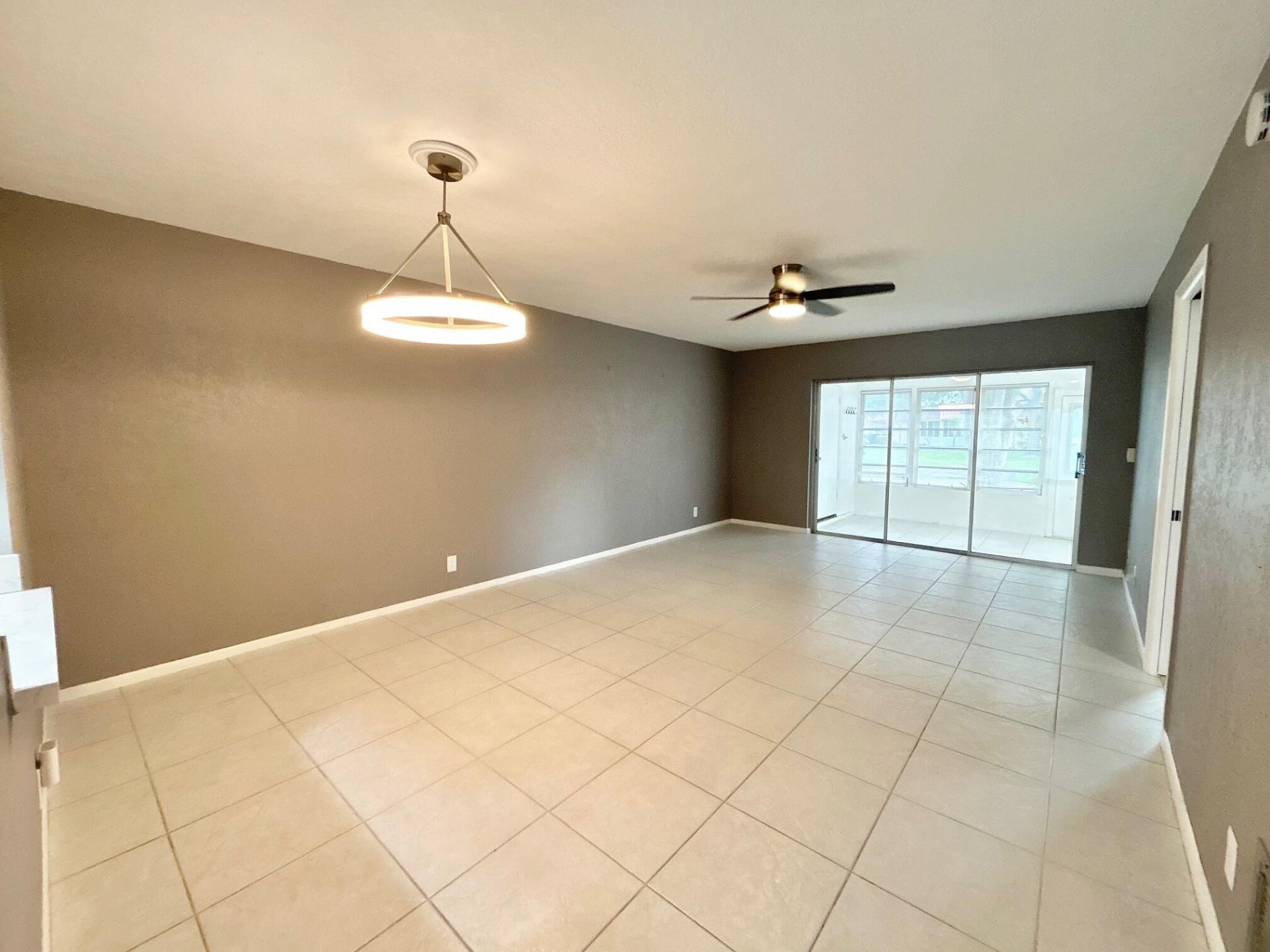 617 Laconia Circle, Unit B, Lake Worth, FL 33467 Photo