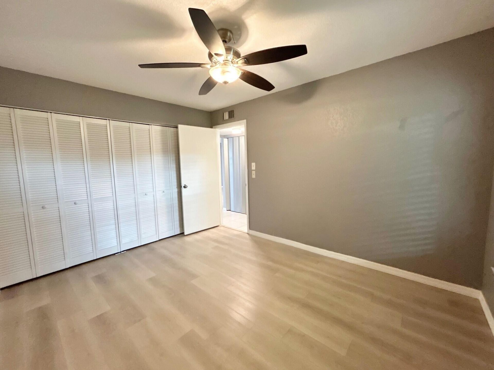 617 Laconia Circle, Unit B, Lake Worth, FL 33467 Photo