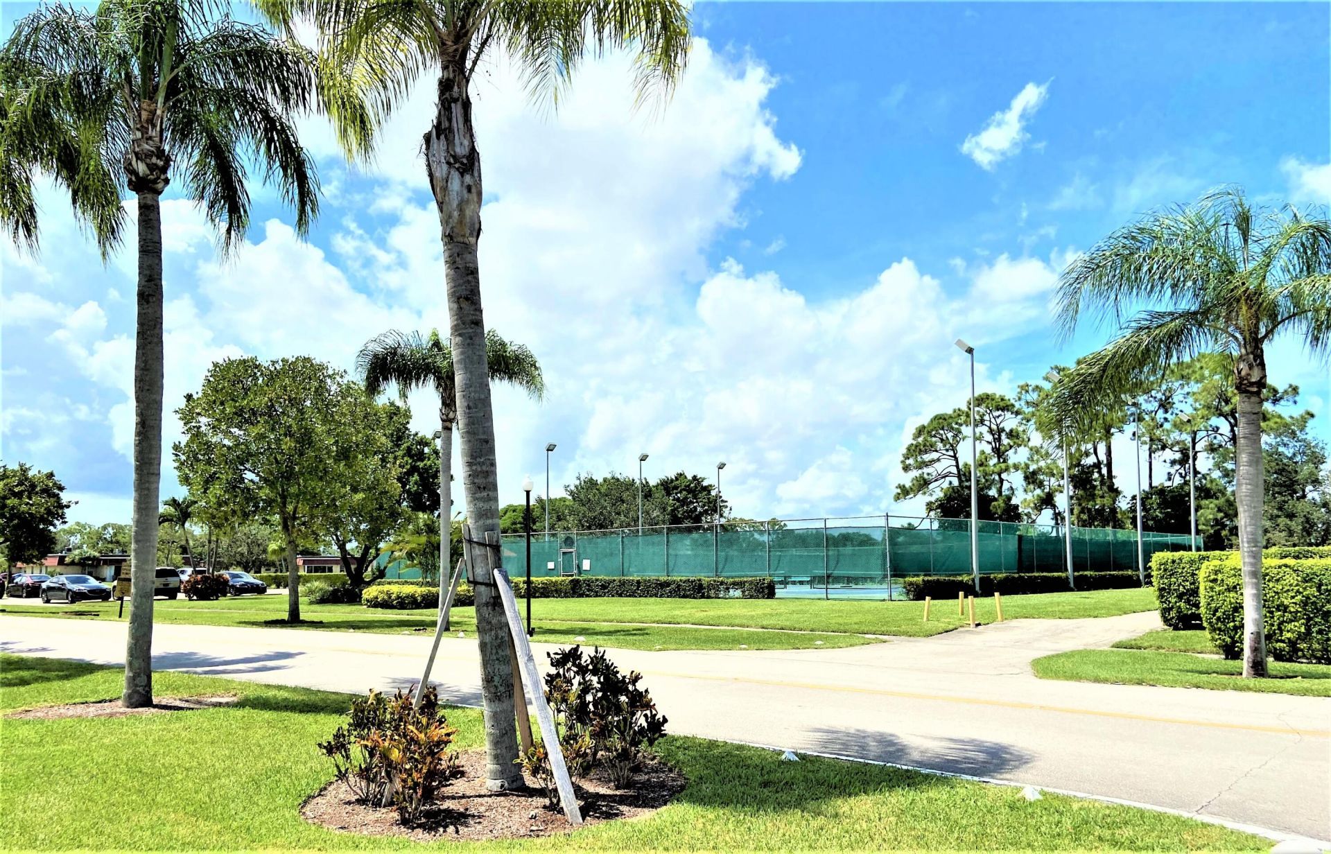 617 Laconia Circle, Unit B, Lake Worth, FL 33467 Photo
