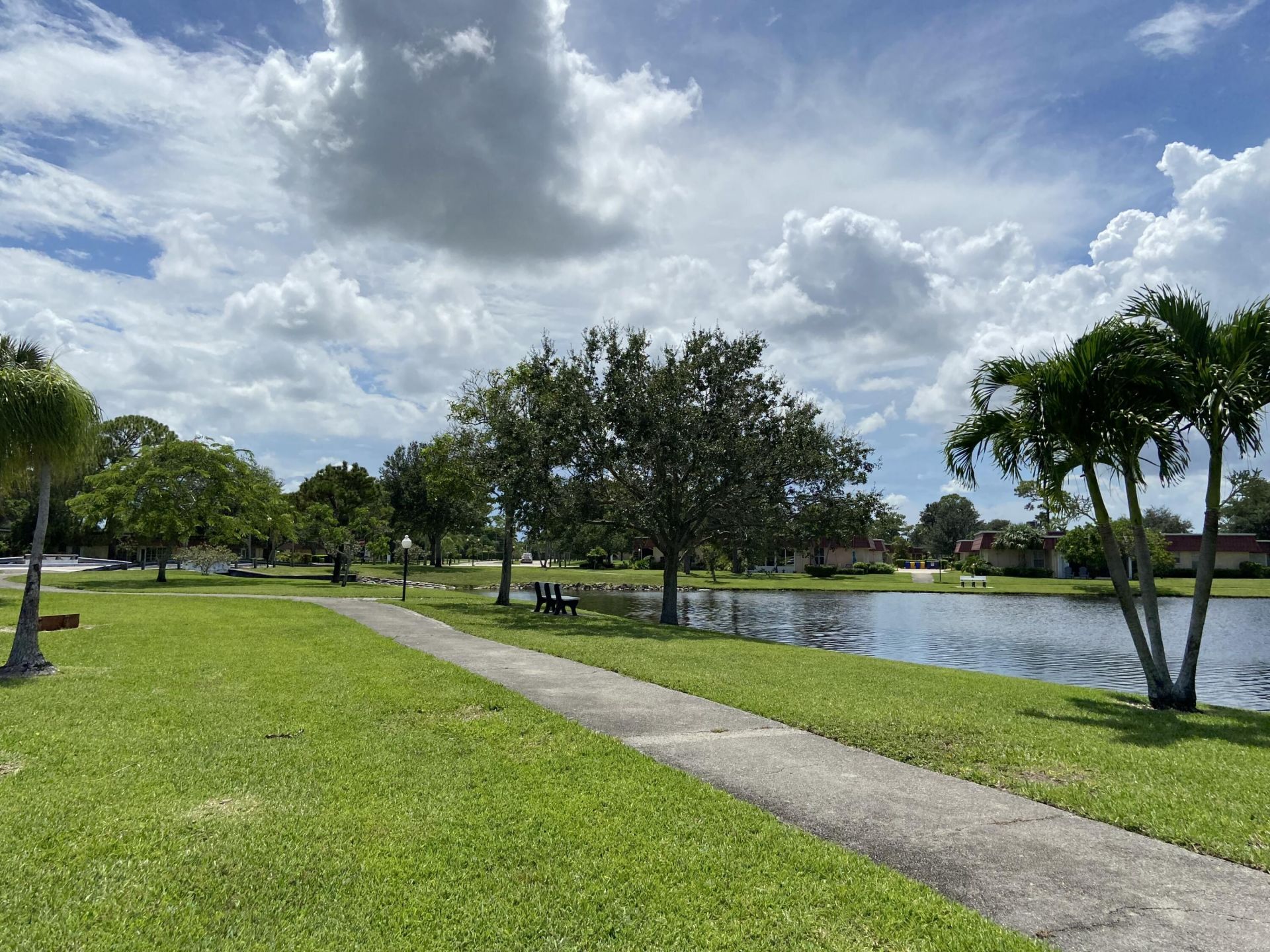 617 Laconia Circle, Unit B, Lake Worth, FL 33467 Photo