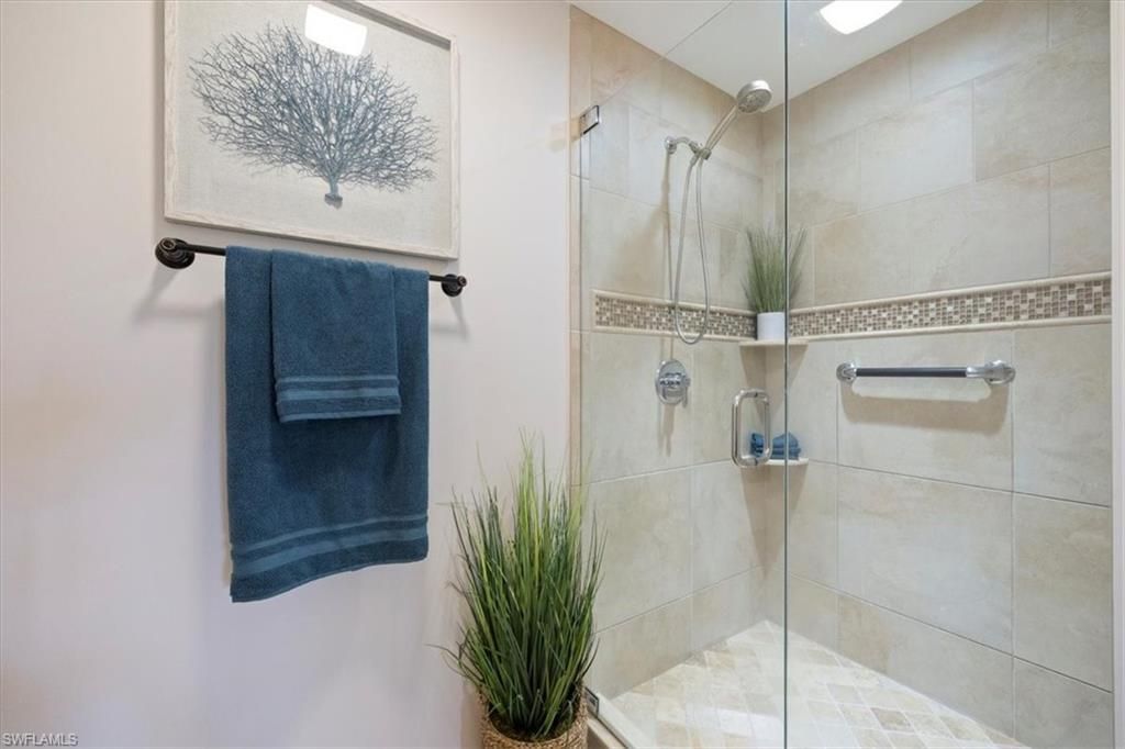 245 Deerwood Cir , Unit 12-8, Naples, FL 34113 Photo