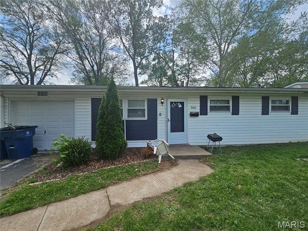 9446 Stansberry Avenue , St Louis, MO 63134