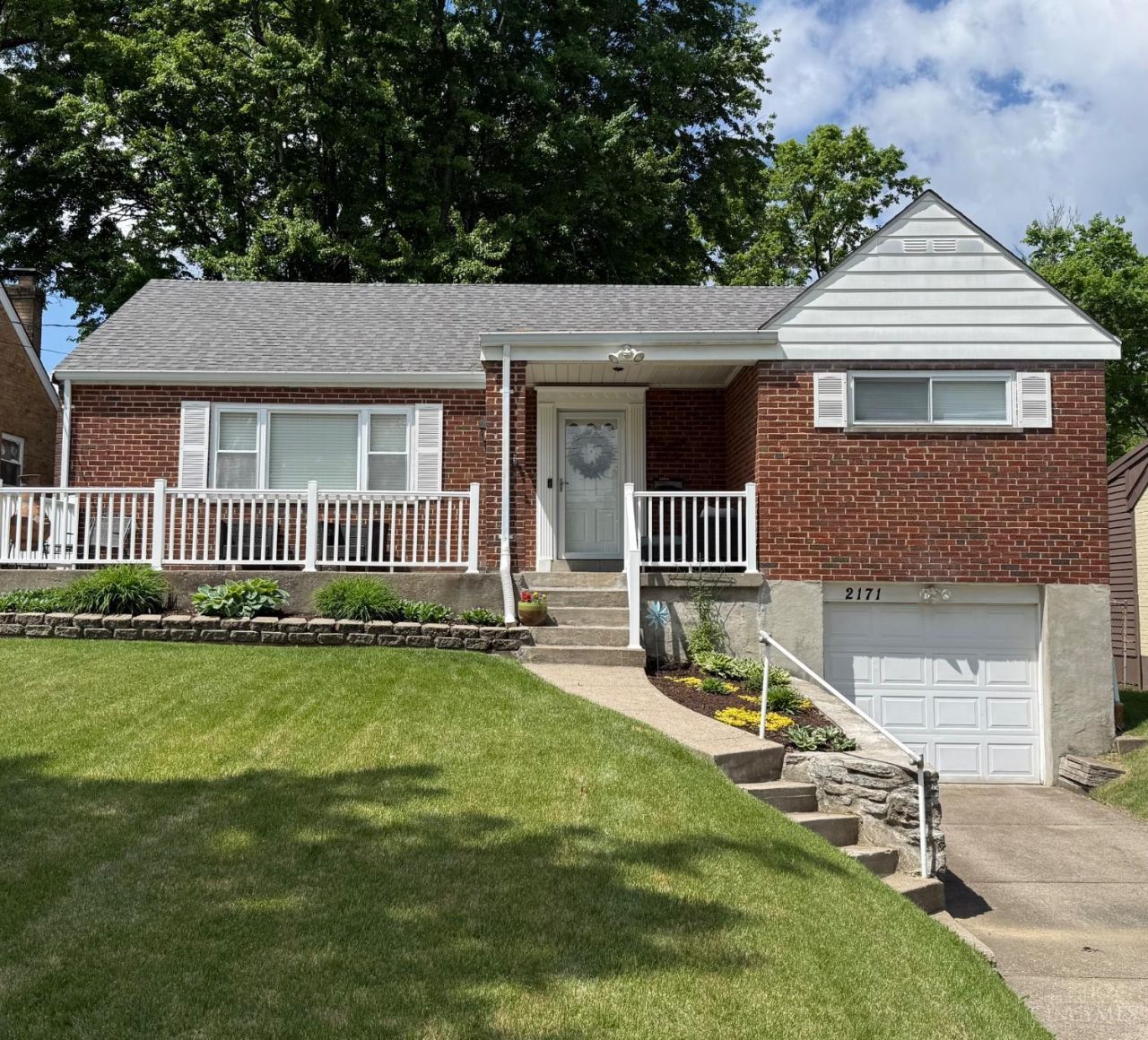 2171 Sylved, Cincinnati, OH 45238 Main Photo