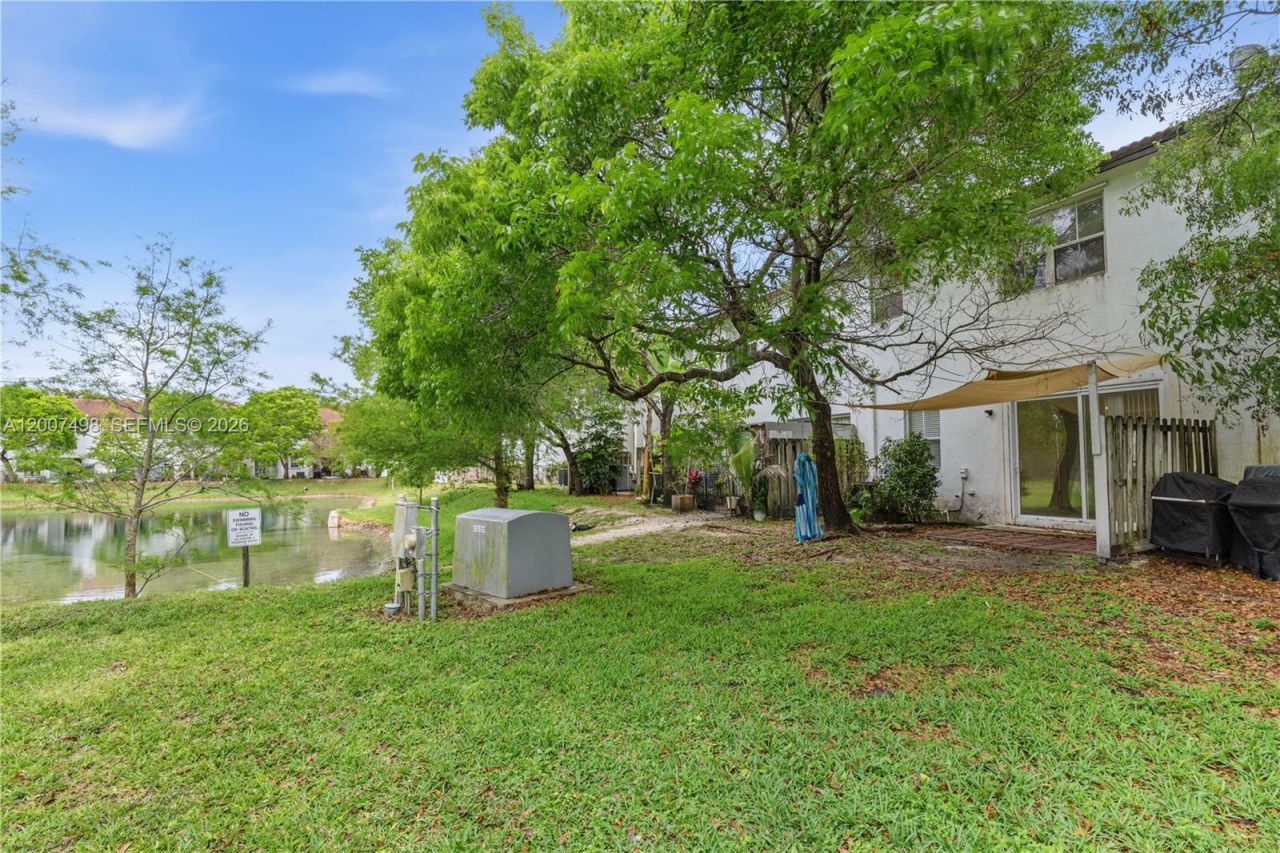 3166 NE 11th St, Homestead, FL 33033 Photo