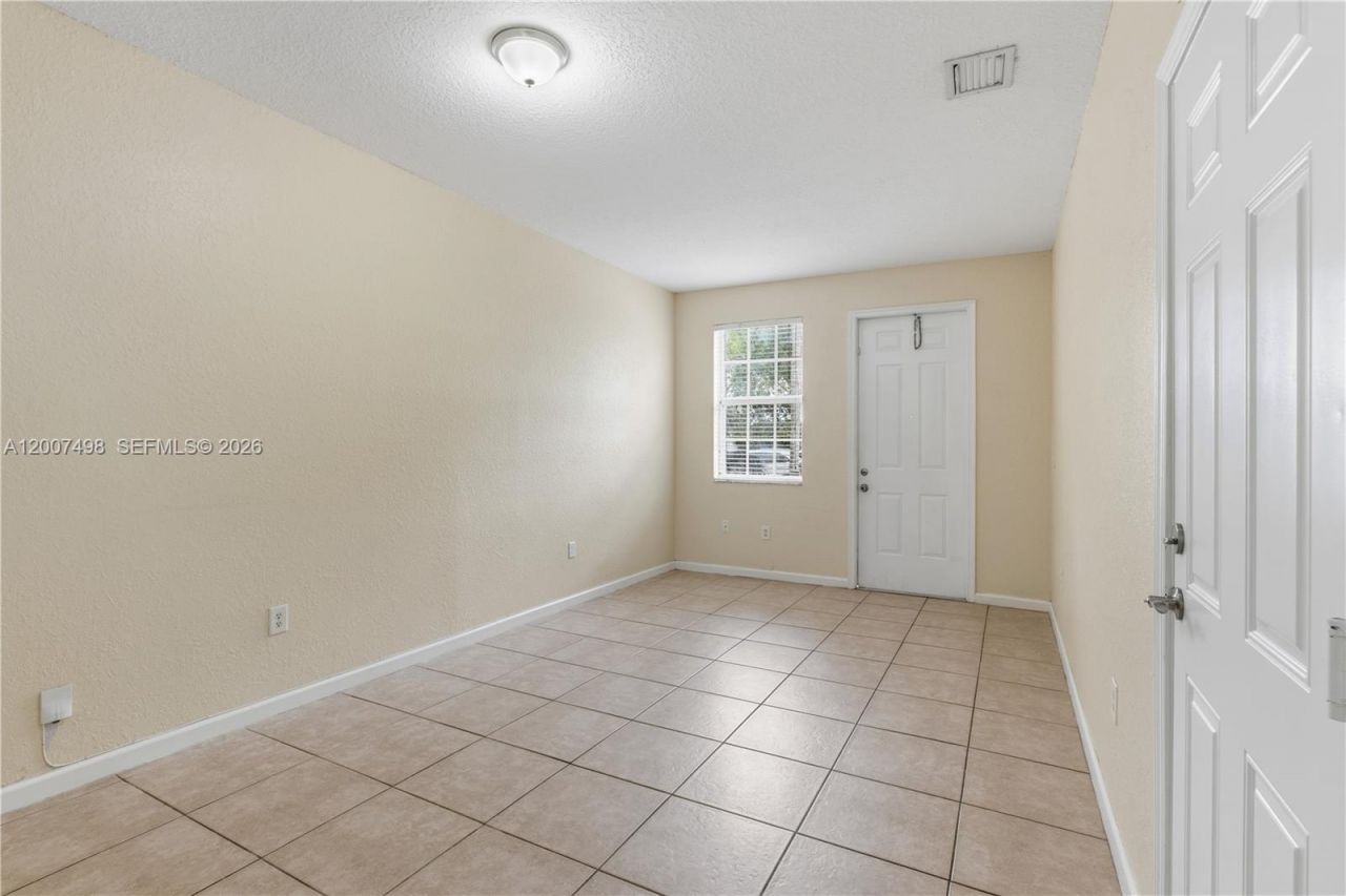 3166 NE 11th St, Homestead, FL 33033 Photo