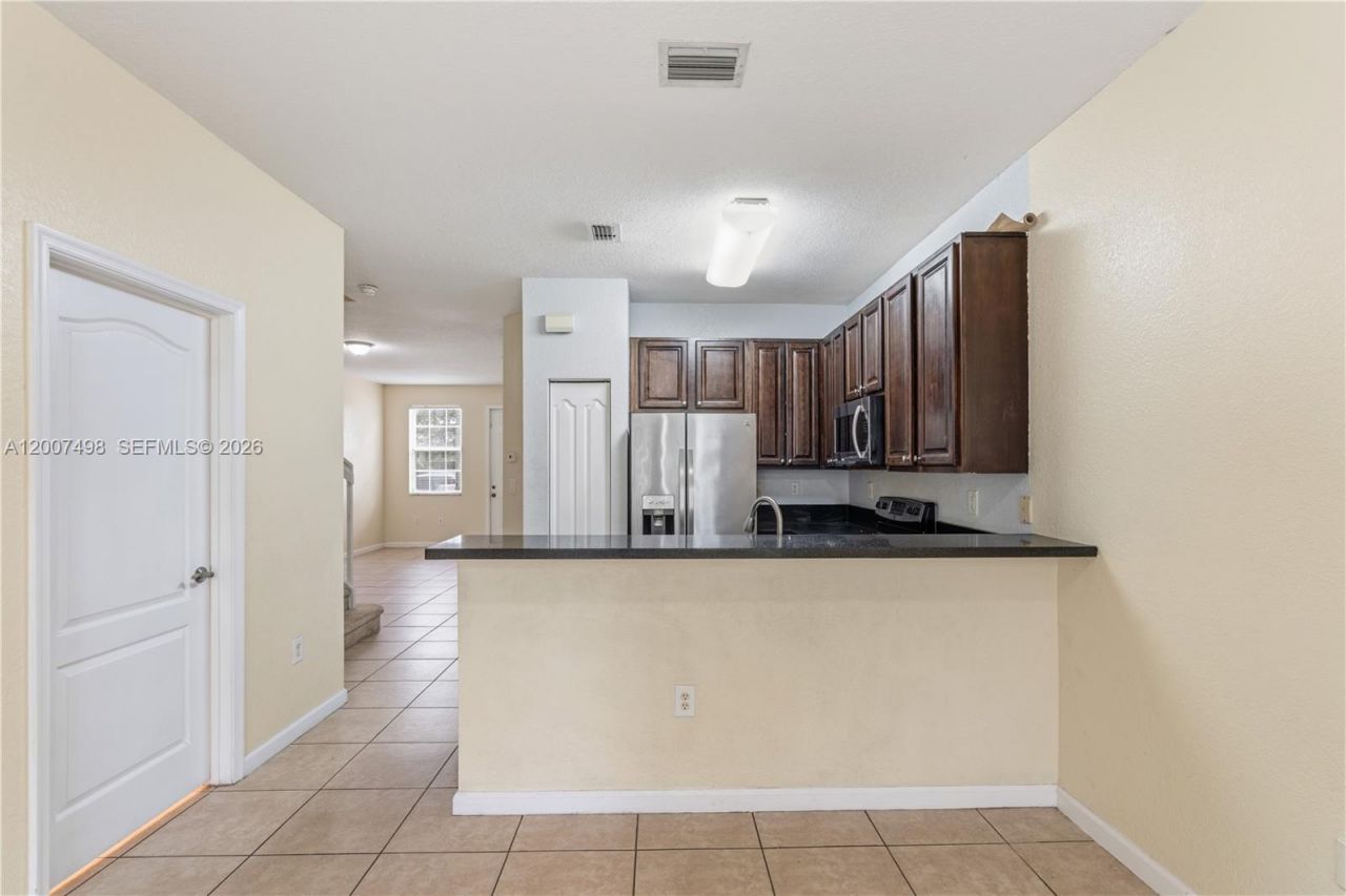 3166 NE 11th St, Homestead, FL 33033 Photo