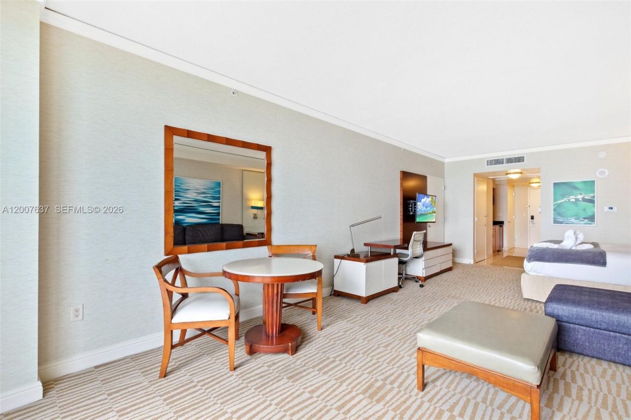 18001 Collins Ave , Unit 511, Sunny Isles Beach, FL 33160 Photo