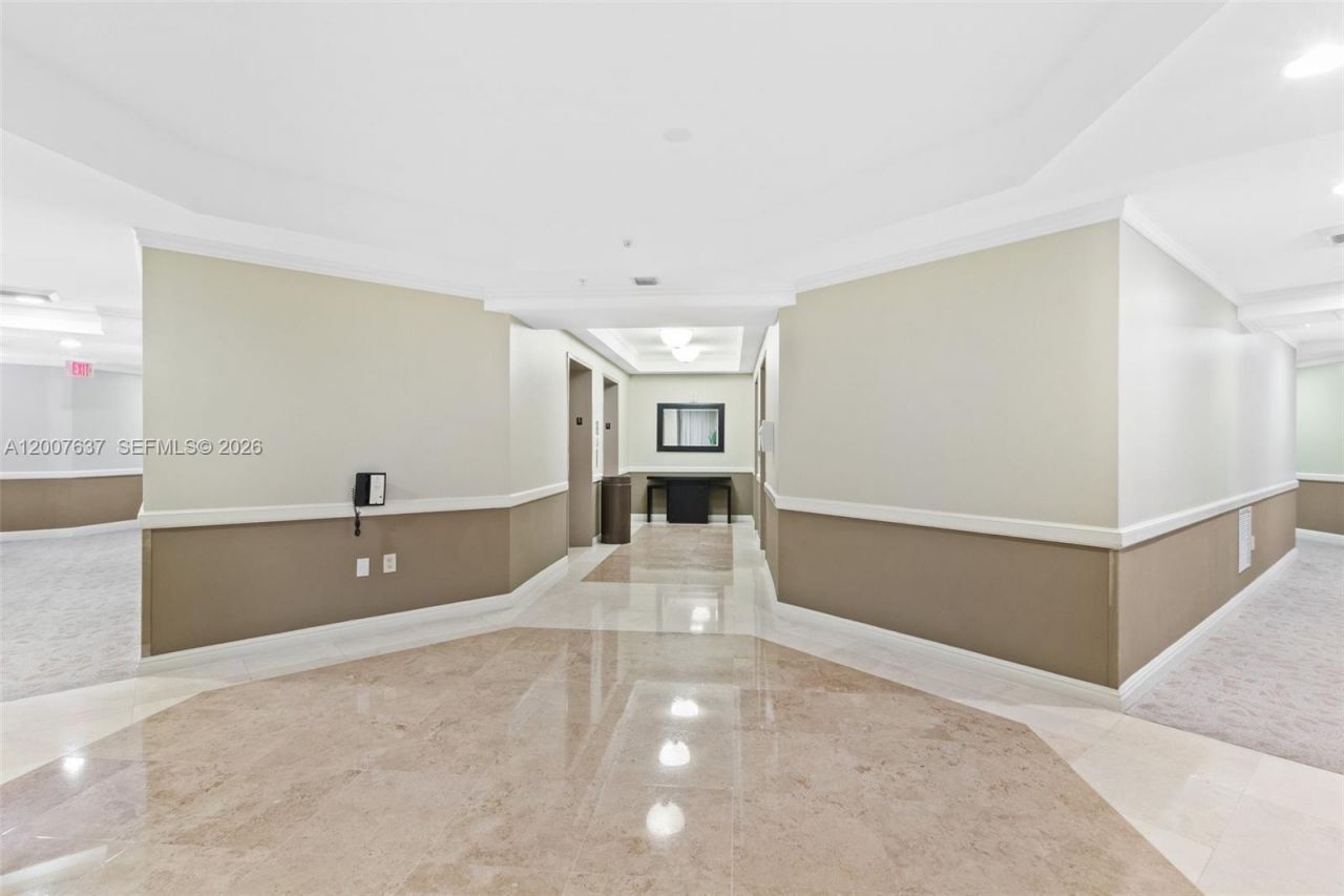 18001 Collins Ave , Unit 511, Sunny Isles Beach, FL 33160 Photo