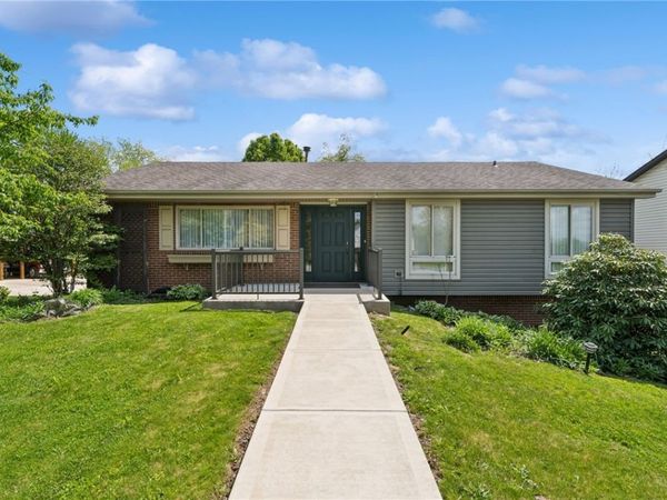 521 Monticello Dr , Delmont, PA 15626